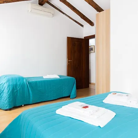 Veneziacentopercento Apartments & Rooms Exterior photo