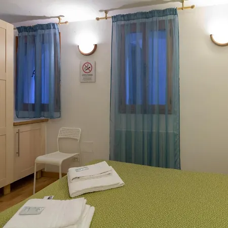 Veneziacentopercento Apartments & Rooms Exterior photo