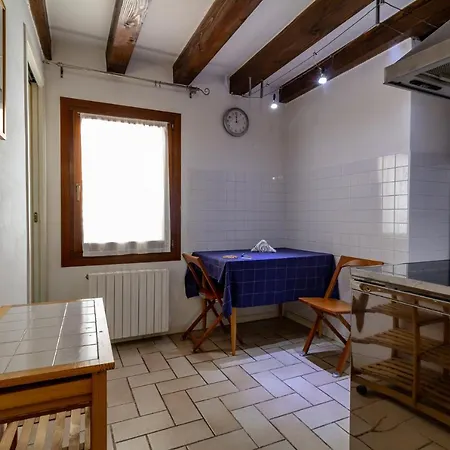 Veneziacentopercento Apartments & Rooms Exterior photo