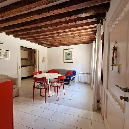 Veneziacentopercento Apartments & Rooms Exterior photo