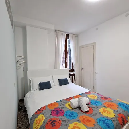 Veneziacentopercento Apartments & Rooms Exterior photo