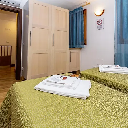 Veneziacentopercento Apartments & Rooms Exterior photo